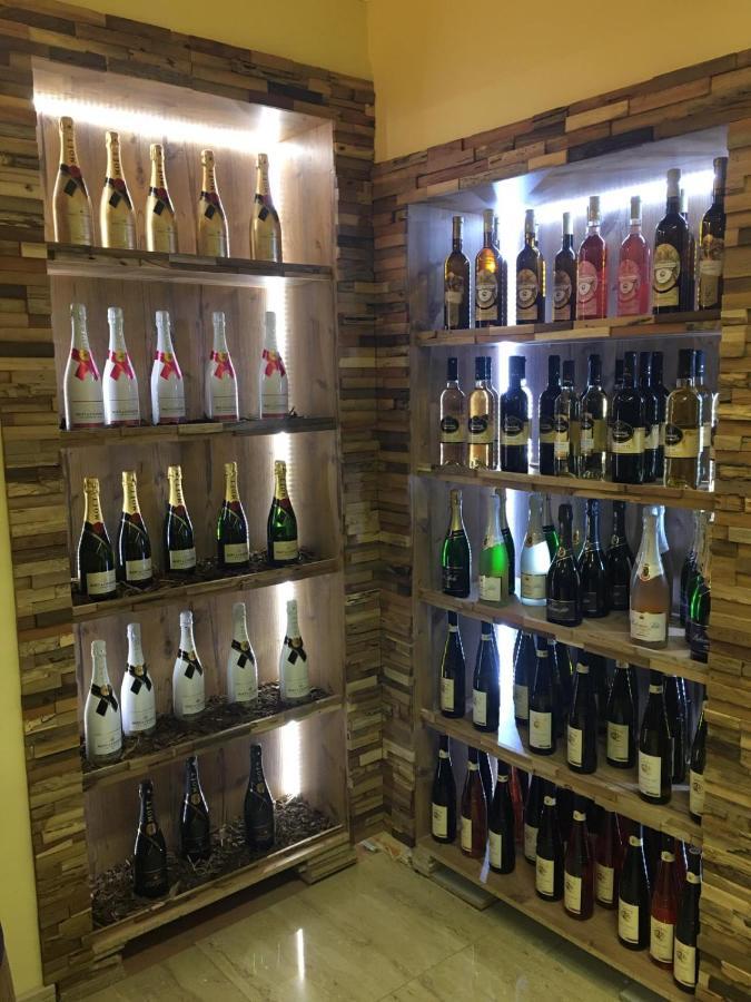Forrest Hotel Chomutov Dış mekan fotoğraf
